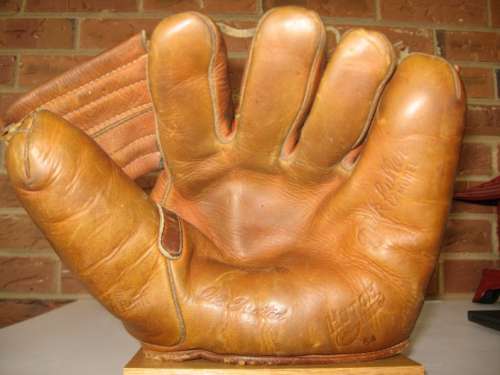 Dick Culler Hutch 54 Front